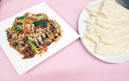 E1 Moo shu pork